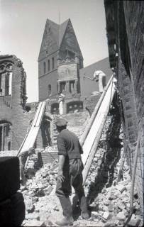 ARH NL Koberg 604, Räumung des Alten Rathauses, Hannover, 1948
