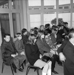 ARH BA 2517, Kreistagssitzung in der Geschwister-Scholl-Schule, Letter, 1966