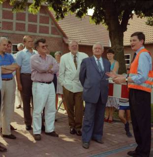 ARH BA 2615, Ortsdurchfahrt, Hagen - Einweihung mit LR Wicke und OKD Droste, 1990