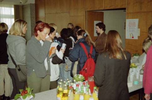 ARH BA 2656, Gesundheitstag im Neuen Kreishaus, 2001