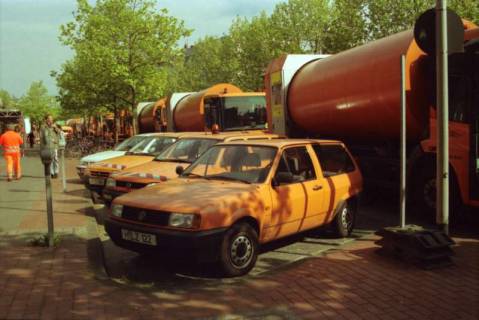 ARH BA 2702, Warnstreik der Gewerkschaft ver.di vor dem Kreishaus, Hannover, 2001