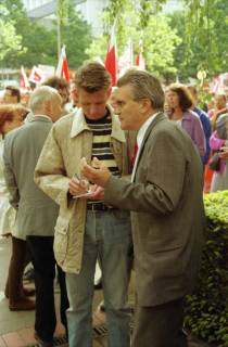 ARH BA 2719, Warnstreik der Gewerkschaft ver.di vor dem Kreishaus, Hannover, 2001