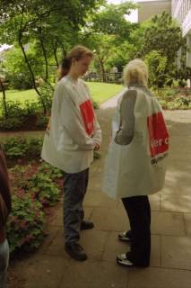 ARH BA 2725, Warnstreik der Gewerkschaft ver.di vor dem Kreishaus, Hannover, 2001