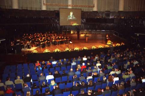 ARH BA 2919, Gründungsversammlung der Region Hannover im Kuppelsaal des HCC, Hannover, 2001