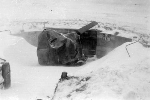 ARH NL Dierssen 0102/0007, Schneesturm an der Flakstellung, um 1944