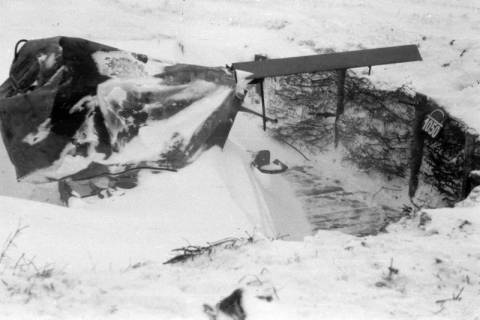 ARH NL Dierssen 0102/0008, Schneesturm an der Flakstellung, um 1944