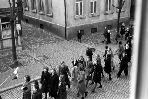 ARH NL Dierssen 0141/0016, Umzug, Springe, 1949