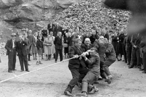 ARH NL Dierssen 0150/0011, Betriebsfest des Forstamt Saupark, Eldagsen, 1949