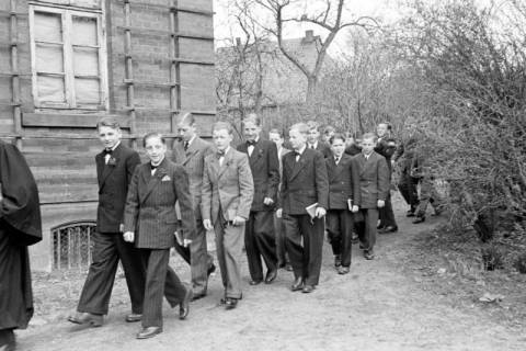 ARH NL Dierssen 0154/0004, Konfirmation, Völksen, 1949