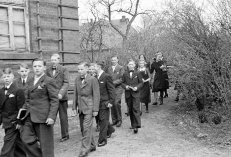 ARH NL Dierssen 0154/0006, Konfirmation, Völksen, 1949