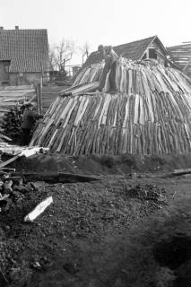 ARH NL Dierssen 0164/0014, Kohlenmeiler, 1949
