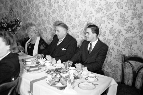 ARH NL Dierssen 0173/0007, Silberhochzeit, 1949