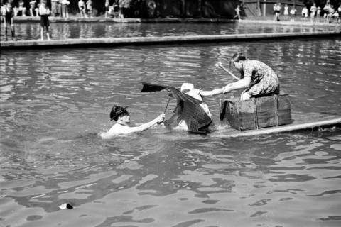 ARH NL Dierssen 0174/0002, Schwimmfest, 1949