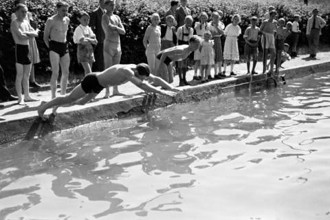 ARH NL Dierssen 0174/0009, Schwimmfest, 1949
