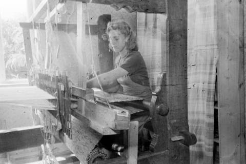 ARH NL Dierssen 0179/0015, Handweberei Basse, 1949