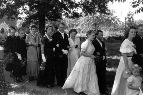 ARH NL Dierssen 0188/0011, Hochzeit Langendorf, 1949