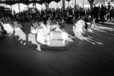 ARH NL Dierssen 0196/0022, Volksfest (Rummelplatz), 1949
