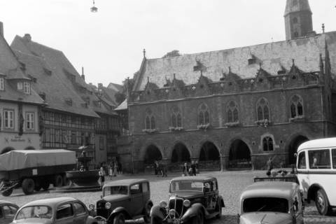 ARH NL Dierssen 0200/0011, Polizei-Ausflug: Rathaus in Goslar, 1949