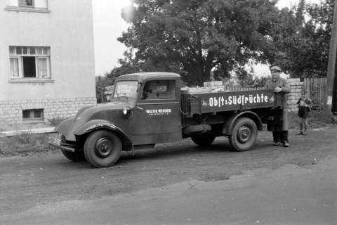 ARH NL Dierssen 0202/0006, Obstverkäufer, 1949