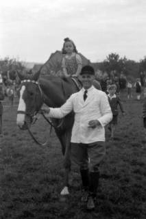 ARH NL Dierssen 0207/0007, Reittunier (Tag des Roten Kreuzes), 1949