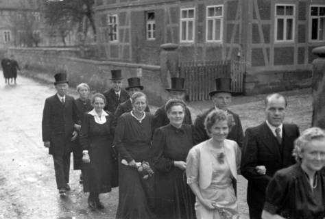 ARH NL Dierssen 0215/0009, Hochzeit Steinhop, 1949