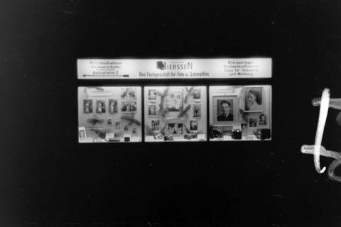 ARH NL Dierssen 0219/0011, Schaukasten Gerhard Dierssen, 1949