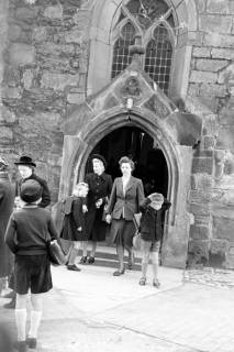 ARH NL Dierssen 1017/0008, Umzug der Schulanfänger, 1950