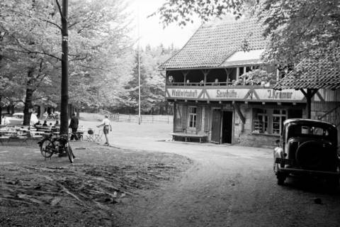 ARH NL Dierssen 1028/0014, An der Sennhütte im Osterwald, 1950