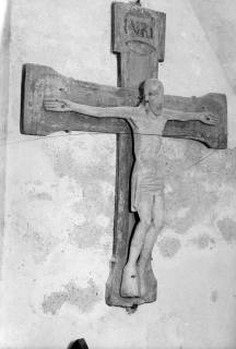 ARH NL Dierssen 1035/0006, Kruzifix des 13. Jahrhunderts in der St. Dionysius Kirche, Adensen, 1950