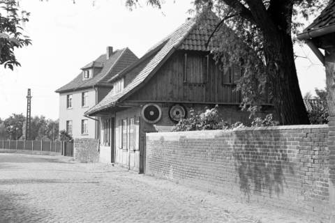 ARH NL Dierssen 1035/0009, Alte Wache, Pattensen, 1950