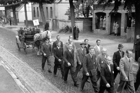 ARH NL Dierssen 1044/0004, Feuerwehrfest, Springe, 1950