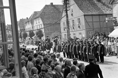 ARH NL Dierssen 1058/0008, Umzug Schützenfest, Eldagsen, 1950