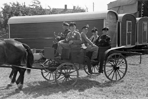 ARH NL Dierssen 1058/0016, Umzug Schützenfest, Eldagsen, 1950