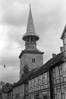 ARH NL Dierssen 1077/0020, Marktstraße mit Blick auf den Kirchturm, Burgdorf, 1950