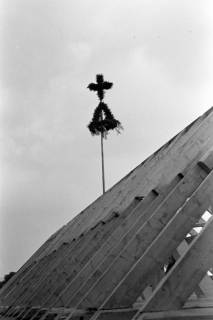 ARH NL Dierssen 1081/0013, Richtfest Katholische Kirche, Springe, 1950