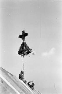 ARH NL Dierssen 1081/0019, Richtfest Katholische Kirche, Springe, 1950