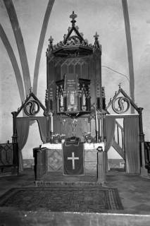 ARH NL Dierssen 1093/0016, Altar der St.-Dionysius-Kirche, Adensen, 1950