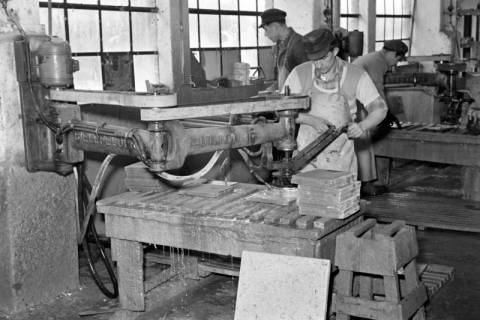 ARH NL Dierssen 1115/0004, Kunststeinfabrik, Uetze, 1951