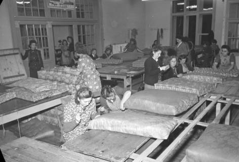 ARH NL Dierssen 1118/0018, Matratzenfabrik, Burgdorf, 1951