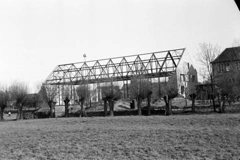 ARH NL Dierssen 1133/0016, Rohbau der Turnhalle, Pattensen, 1951