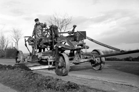 ARH NL Dierssen 1133/0021, Straßenhobel, Springe, 1951