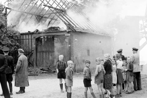 ARH NL Dierssen 1141/0024, Scheunenbrand, Bennigsen, 1951