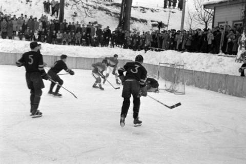 ARH NL Dierssen 1172/0012, Deutsche Jugendmeisterschaft in Eishockey, Clausthal-Zellerfeld, 1952