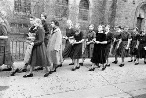 ARH NL Dierssen 1176/0001, Konfirmation, Hannover, 1952