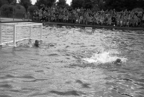 ARH NL Dierssen 1189/0012, Wasserball Deutschland gegen Schweden, Hannover, 1952