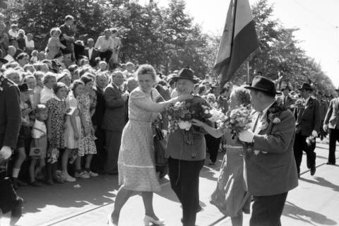 ARH NL Dierssen 1199/0002, Schützenfest, Hannover, 1952