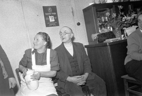 ARH NL Dierssen 1224/0011, Goldene Hochzeit Rettig, Springe, 1953