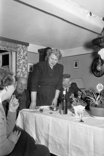 ARH NL Dierssen 1224/0016, Goldene Hochzeit Rettig, Springe, 1953