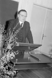 ARH NL Dierssen 1226/0022, Einweihung der Bundesgewerkschaftsschule, Springe, 1953