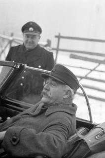 ARH NL Dierssen 1227/0012, "Diplomaten-Jagd": Hinrich Wilhelm Kopf, Springe, 1953